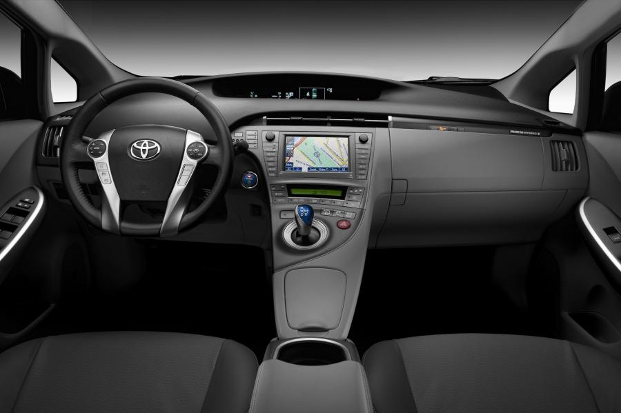  Toyota Prius 2012 года  (фото 5 из 40)